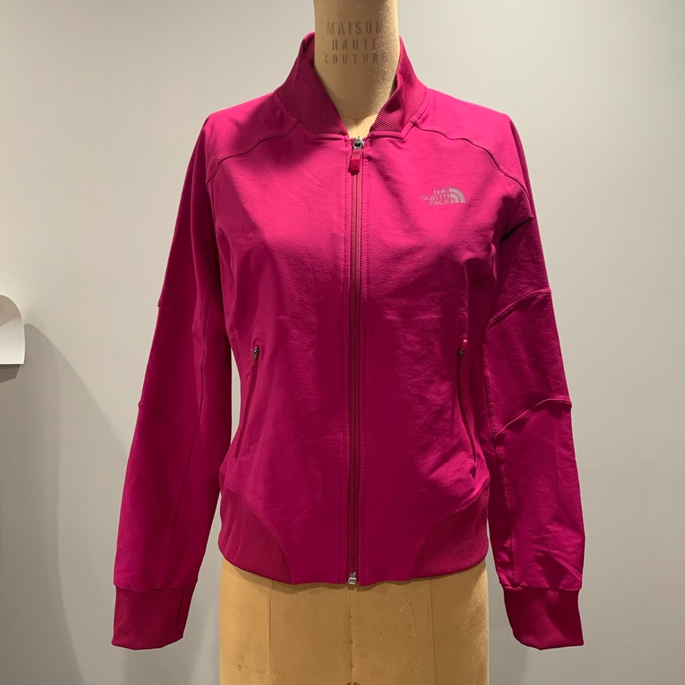 Northface Fuscia Rain Proof Fitted Jacket Size Med - image 1
